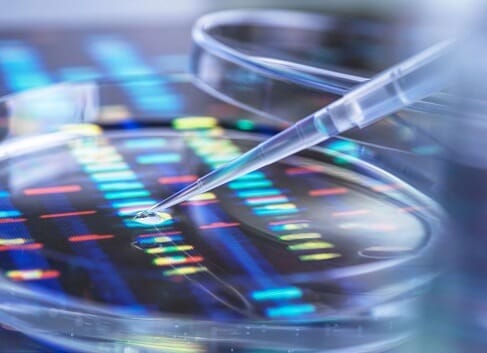 Pharmacogenomic Testing: Tailoring Treatments to Your DNA