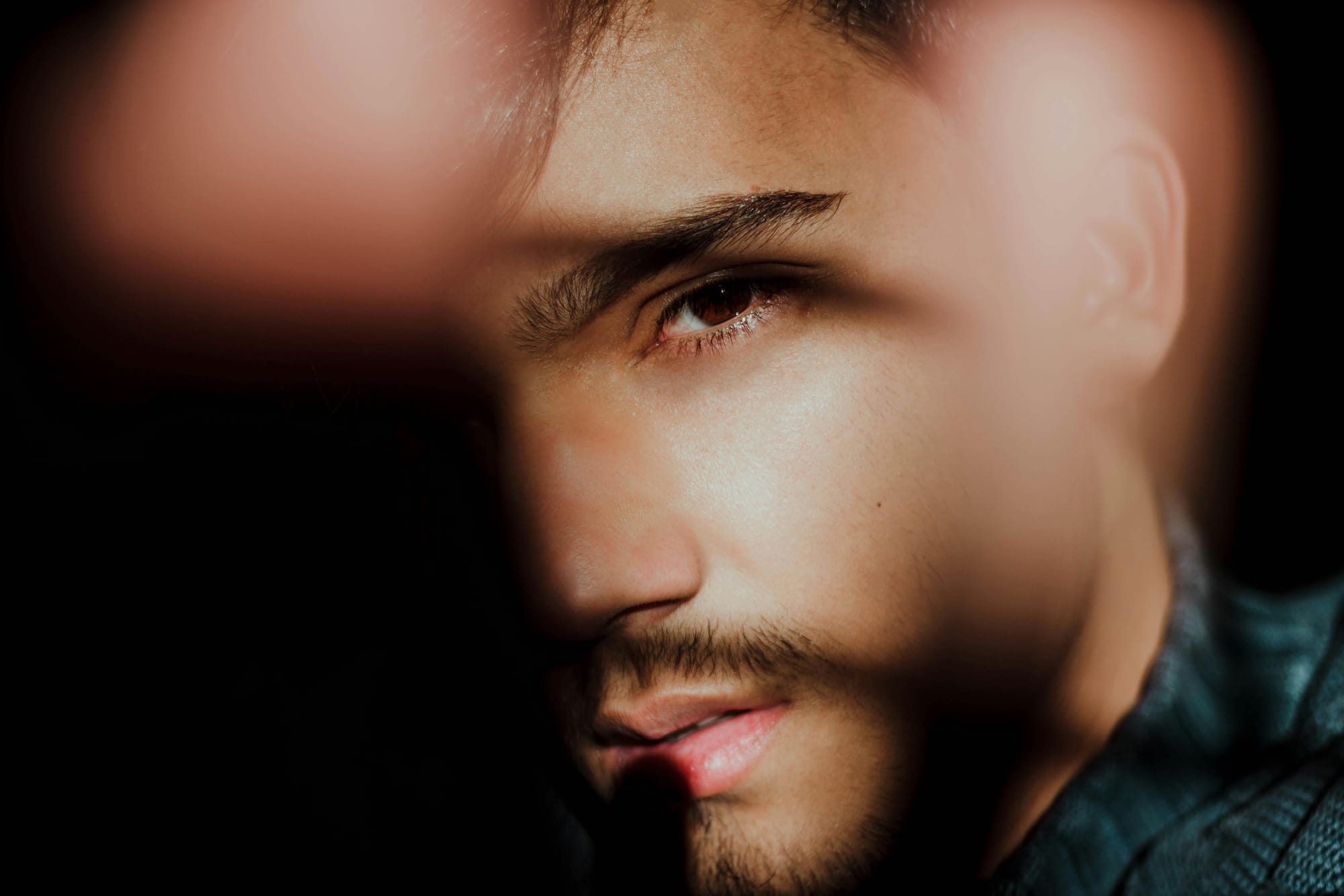 Covert Narcissist: 7 Key Traits To Look For